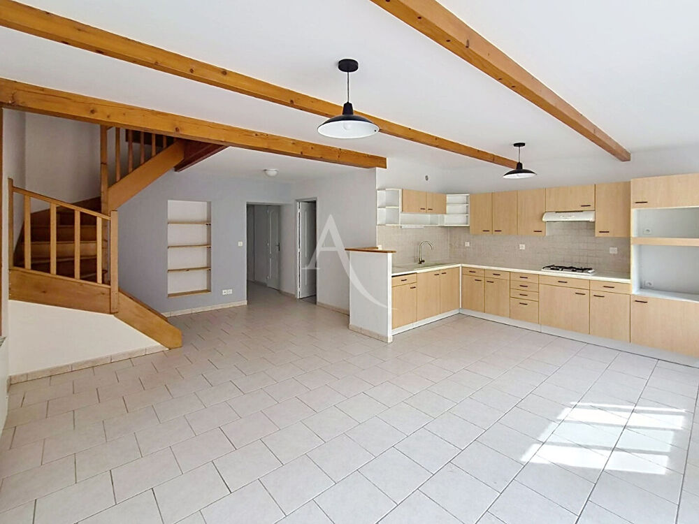 Maison Doue En Anjou 4 pièce(s) 106 m2