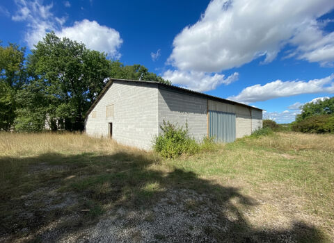 Hangar d'environ 360 m&sup2; sur terrain de 2 200 m&sup2; 164500 46170 Saint paul flaugnac