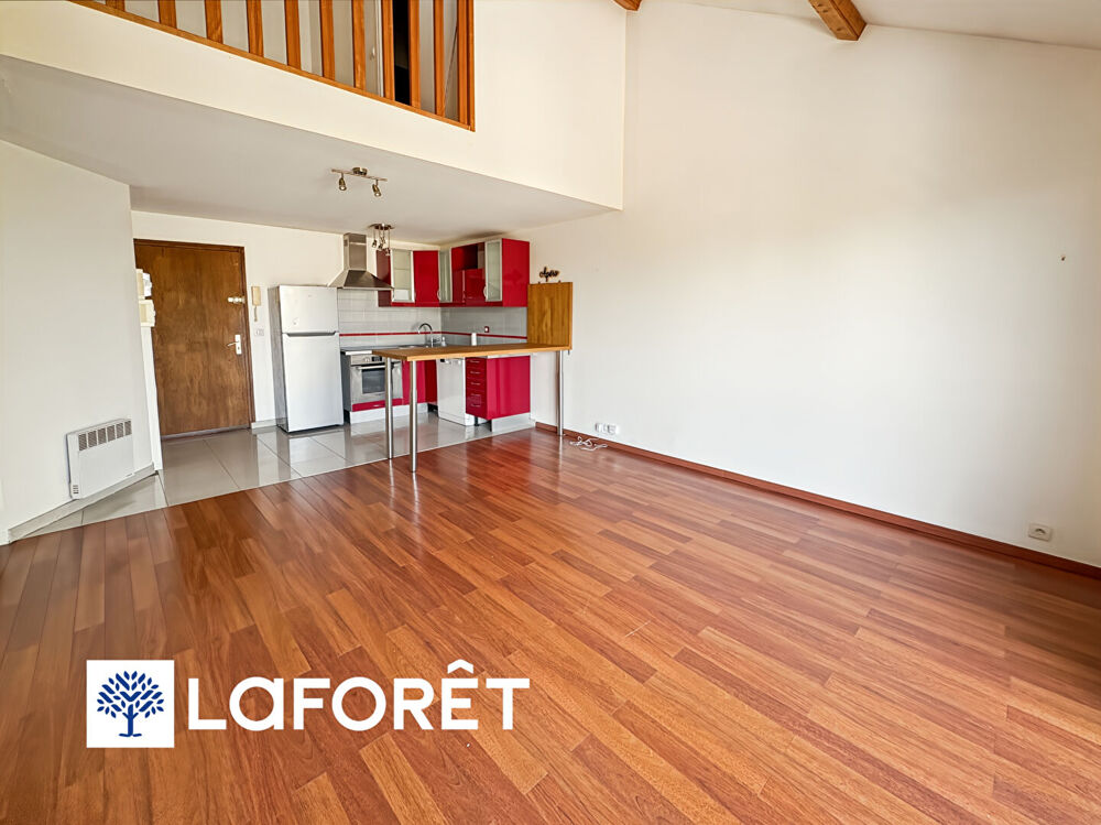 Appartement 2 pièces à louer à Sainte-Geneviève-des-Bois - Réf. 02561