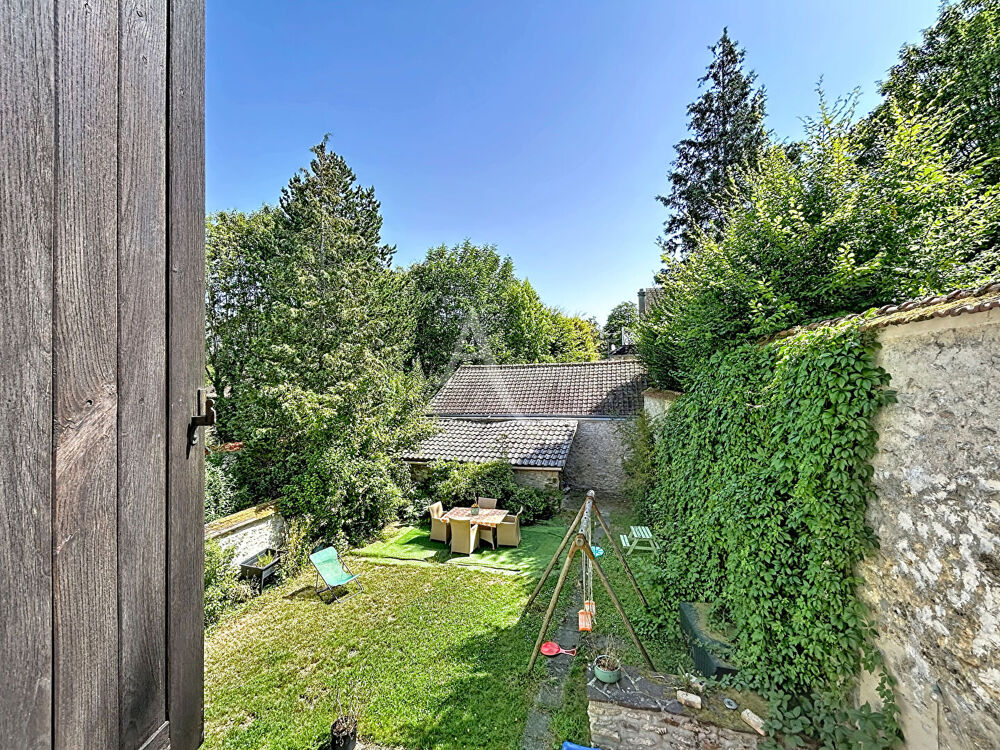 Maison de charme ? Le Mée-sur-Seine, quartier Le Mée Village