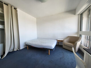  Appartement à louer 1 pièce 94 m²