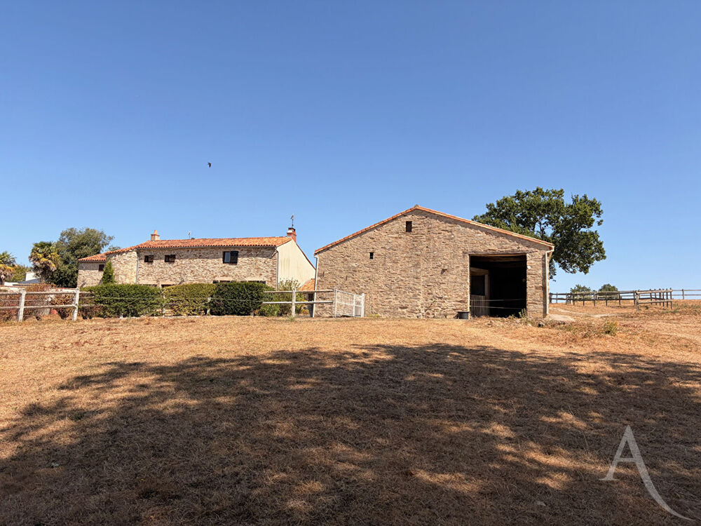 à vendre  Maison Montaigu (85600)