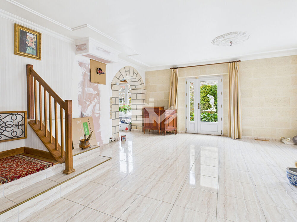 Vente Maison Maison de caractère avec jardin, piscine et suite parentale au coeur d'un écrin de verdure Fere en tardenois