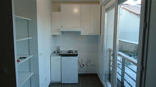  Appartement à louer 1 pièce 28 m²
