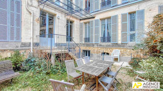 Vente Appartement Versailles Notre-Dame Les Prés appartement 4 pièces 104m²  situé au 2ème étage avec ascenseur Versailles