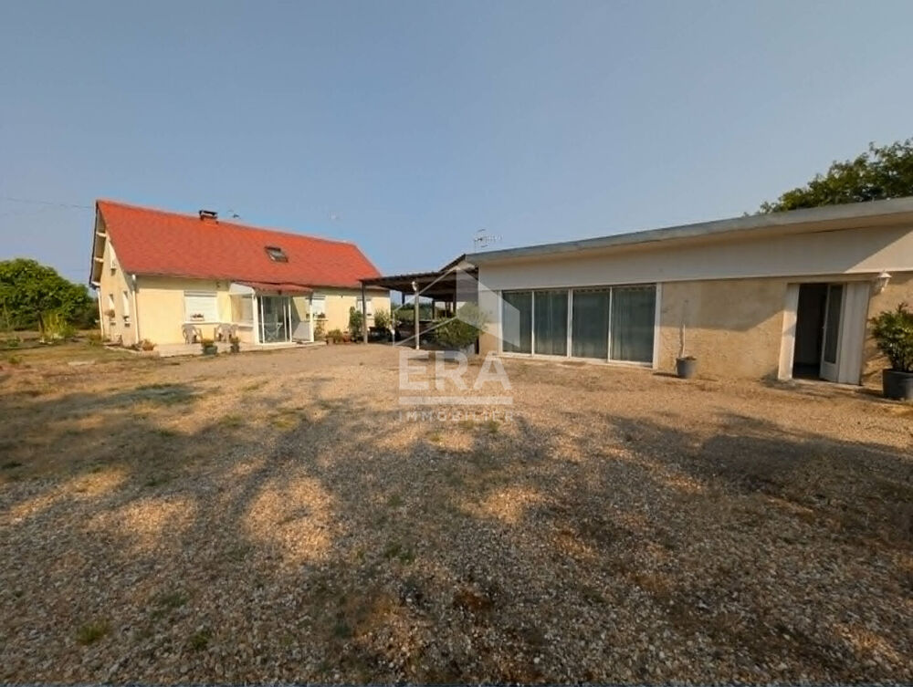 Vente Maison Maison individuelle avec studio indépendant vendre à Montpon-Ménestérol en Dordogne - 6 pièces, 141 m²  avec appartement indépen Montpon menesterol
