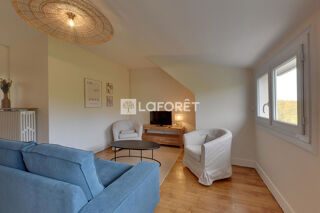  Appartement à louer 3 pièces 73 m²