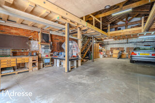  Maison  vendre 7 pices 240 m