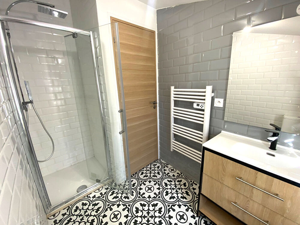 Location Appartement Appartement Avignon 2 pièces 32 m2 INTRA MUROS Avignon