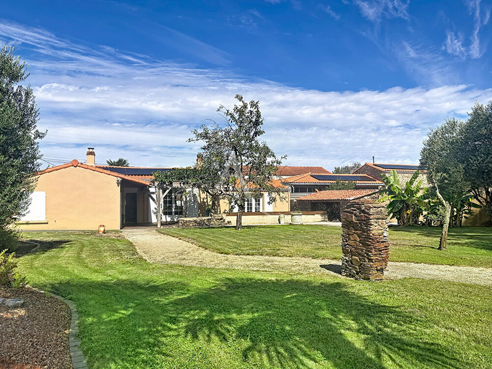 Vente Maison Maison de plain-pied avec dépendances et appartement locatif  Le Loroux-Bottereau Le loroux bottereau