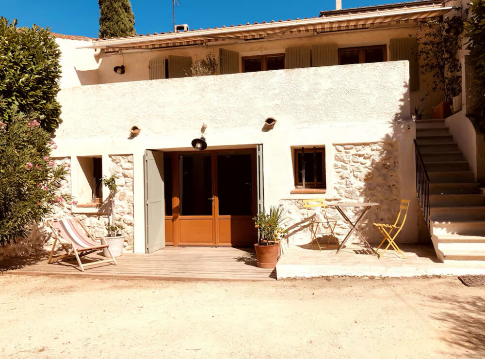 Location Maison AIX LES MILLES MAISON HAMEAU MEUBLEE 110M² Aix en provence