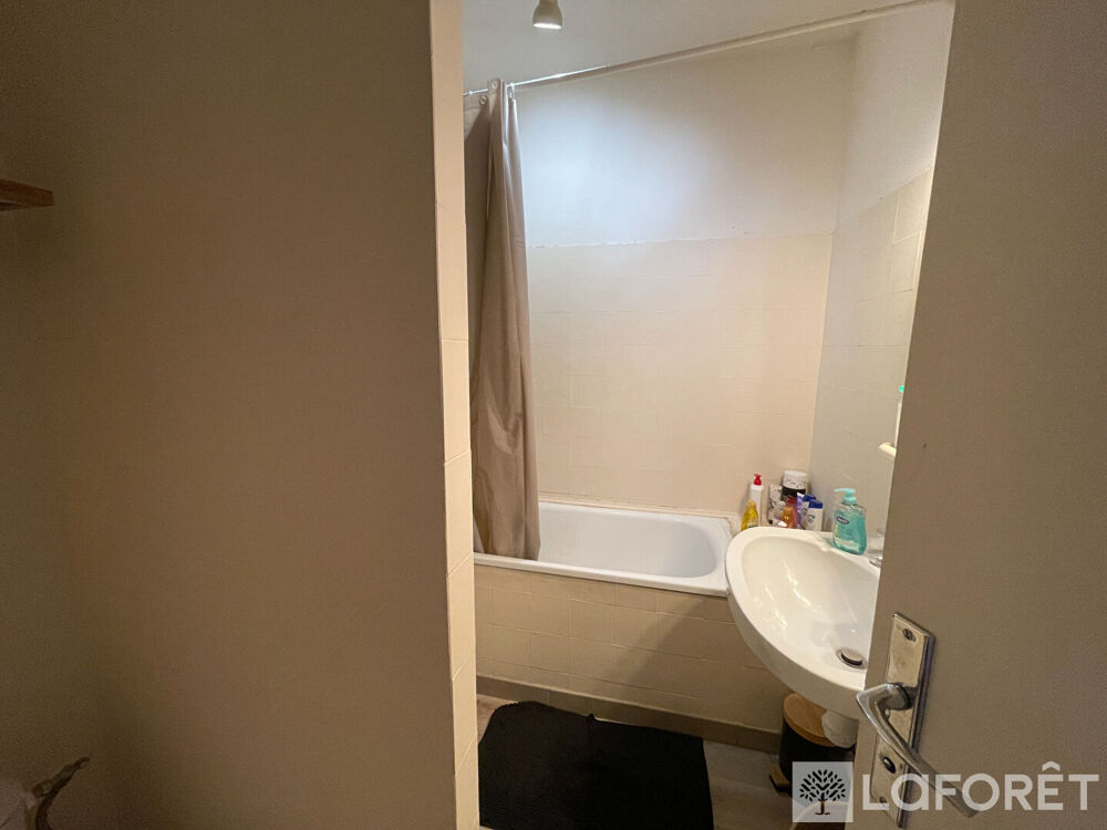 Location Appartement Appartement meublé Périgueux T2 - Balcon - Proche hôpital Perigueux