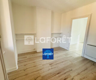  Appartement  louer 5 pices 85 m