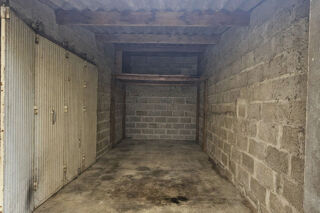  Parking / Garage à vendre 