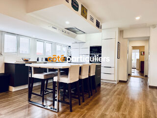  Appartement  vendre 5 pices 145 m