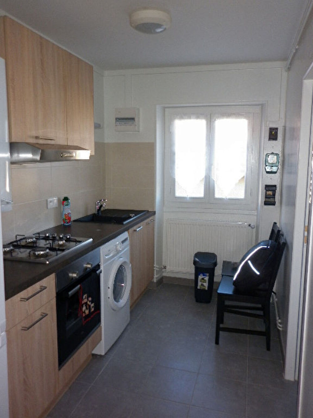 Location Appartement STUDIO MEUBLE 23 m²  - Chalon Citadelle Chalon sur saone