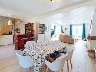  Maison à vendre 9 pièces 229 m²