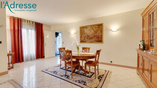  Maison � vendre 9 pi�ces 360 m�