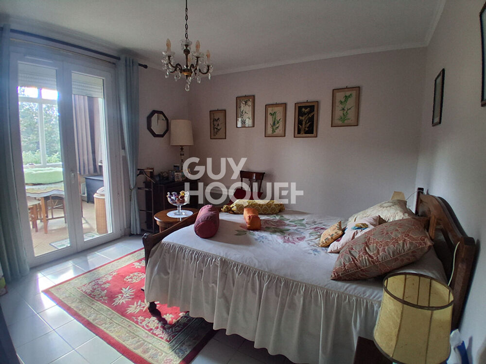 Vente Maison Maison avec double garage, sous-sol et piscine à 5 min d'Agen Agen