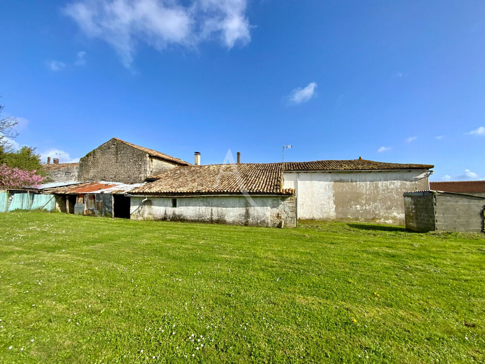 Maison charentaise à rénover