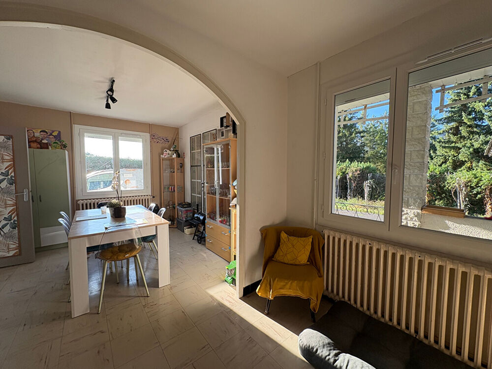 Vente Maison EXCLUSIVITE Maison 94m2, 1241m2 de terrain Genille