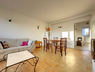  Appartement à louer 3 pièces 10 m²