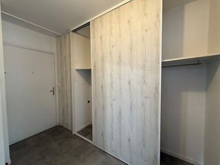  Appartement à louer 2 pièces 43 m²