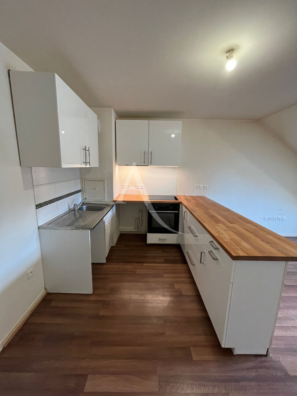 Appartement Yerres 3 pièce(s) 57.95 m2 (70 m² au sol)