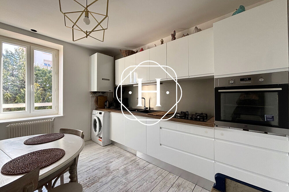 Appartement meublé Bourg En Bresse 3 pièce(s) 93.66 m2