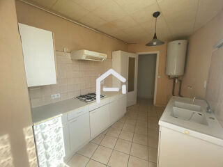 Appartement à louer 4 pièces 68 m²
