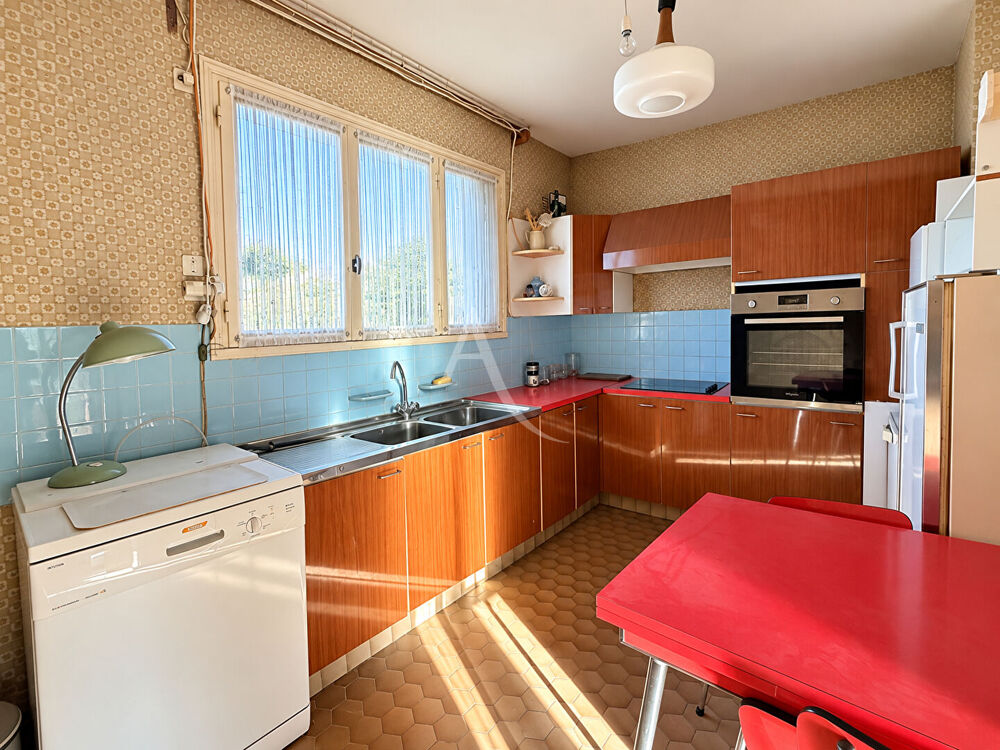 Maison avec fort potentiel à Pocé-Distré