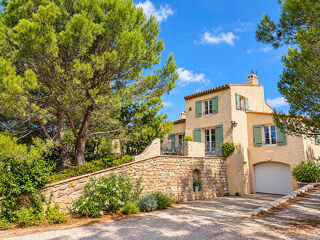 Location Maison EGUILLES - Villa de 115m² sur 2186 m² de terrain Eguilles