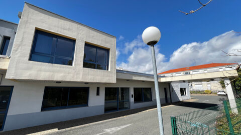 Local commercial de 577 m2 avec parkings en plein centre de Royan 1924000 17200 Royan
