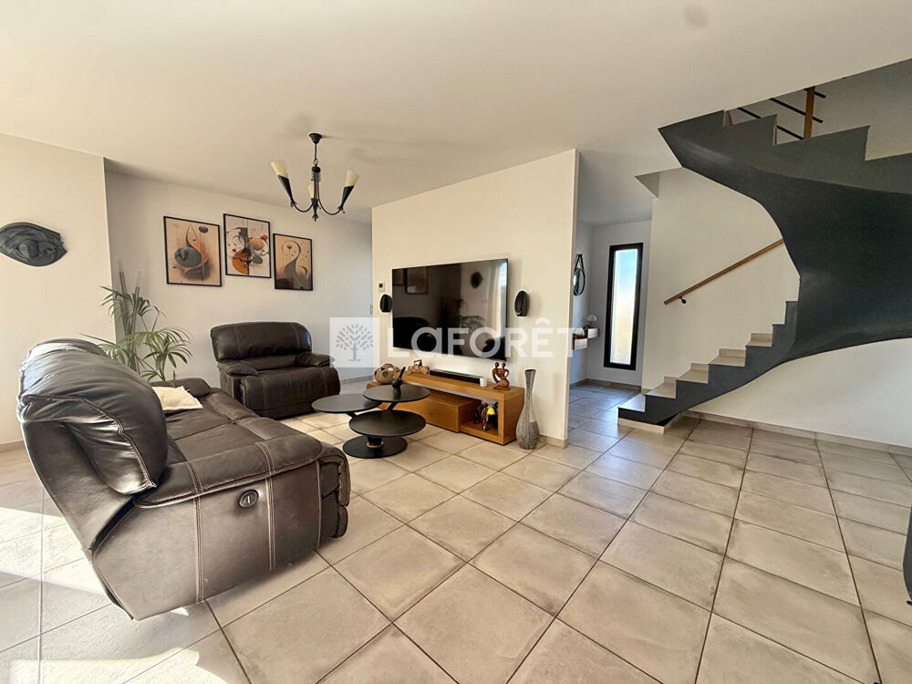 Vente Maison Salses Le Château  Villa avec piscine Rivesaltes