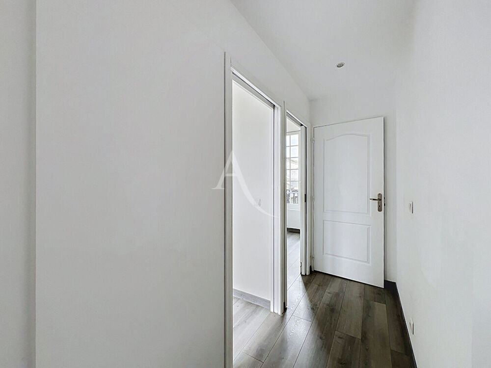 Location Appartement A LOUER La Madeleine Angers 3 pièces 38 m² Angers