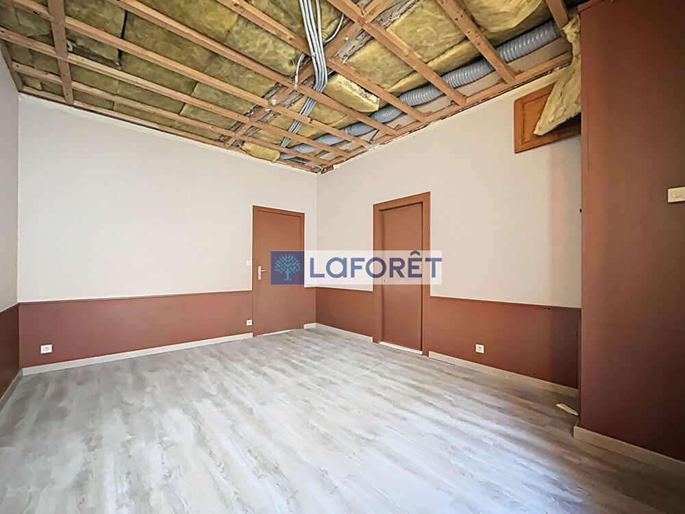 Immeuble à Joinville, 4 appartements, 303 m²