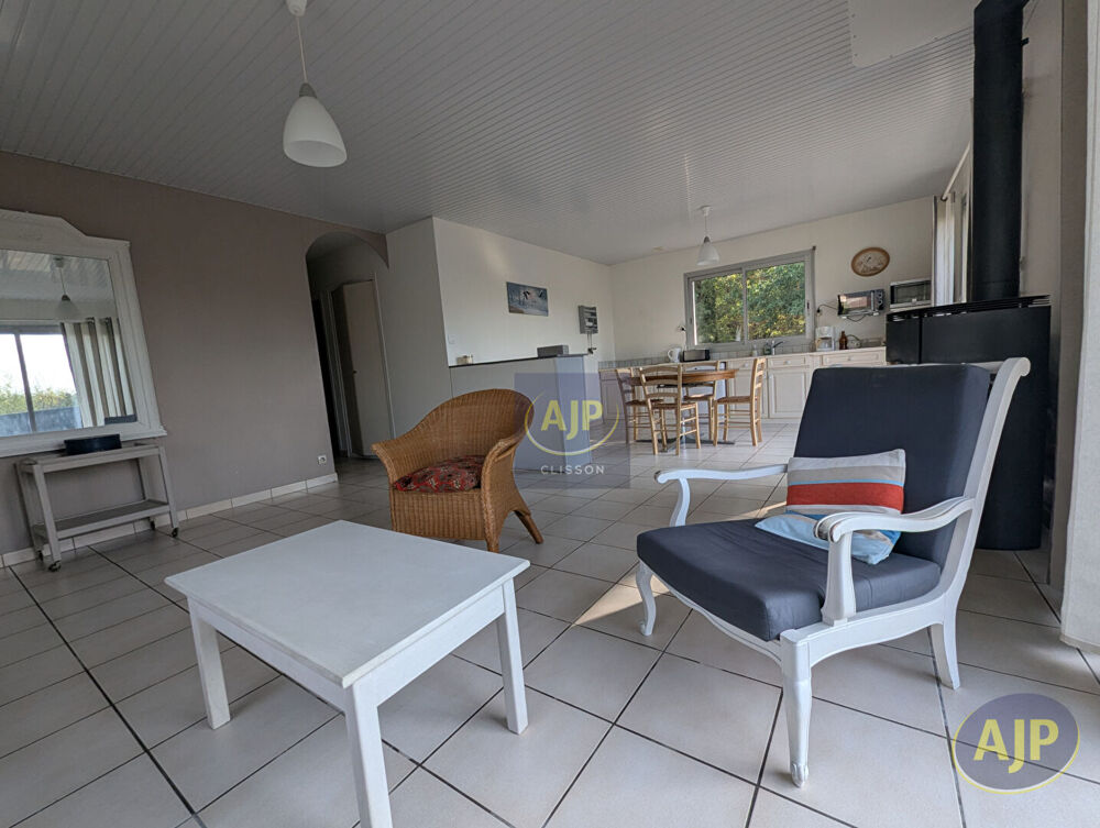 Vente Maison Maison 3 chambres  en village Monnieres. Monnieres