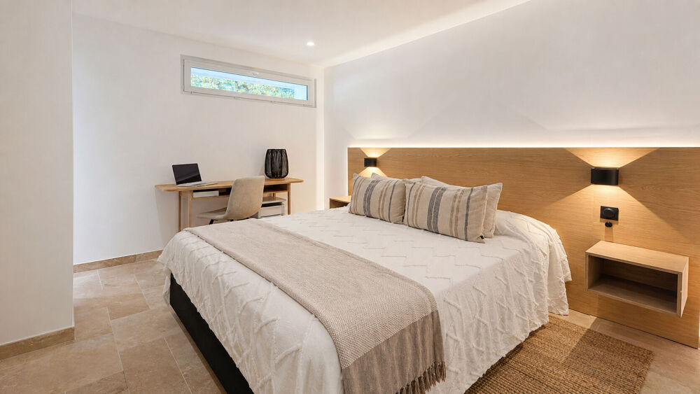 Vente Appartement T3 Rénové - Plage et commerces à pied - Aperçu mer Les issambres