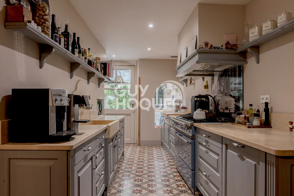 Vente Villa L'ÉCRIN SOUVERAIN : 370 M² D'EXCEPTION EN PLEIN CENTRE HISTORIQUE Narbonne