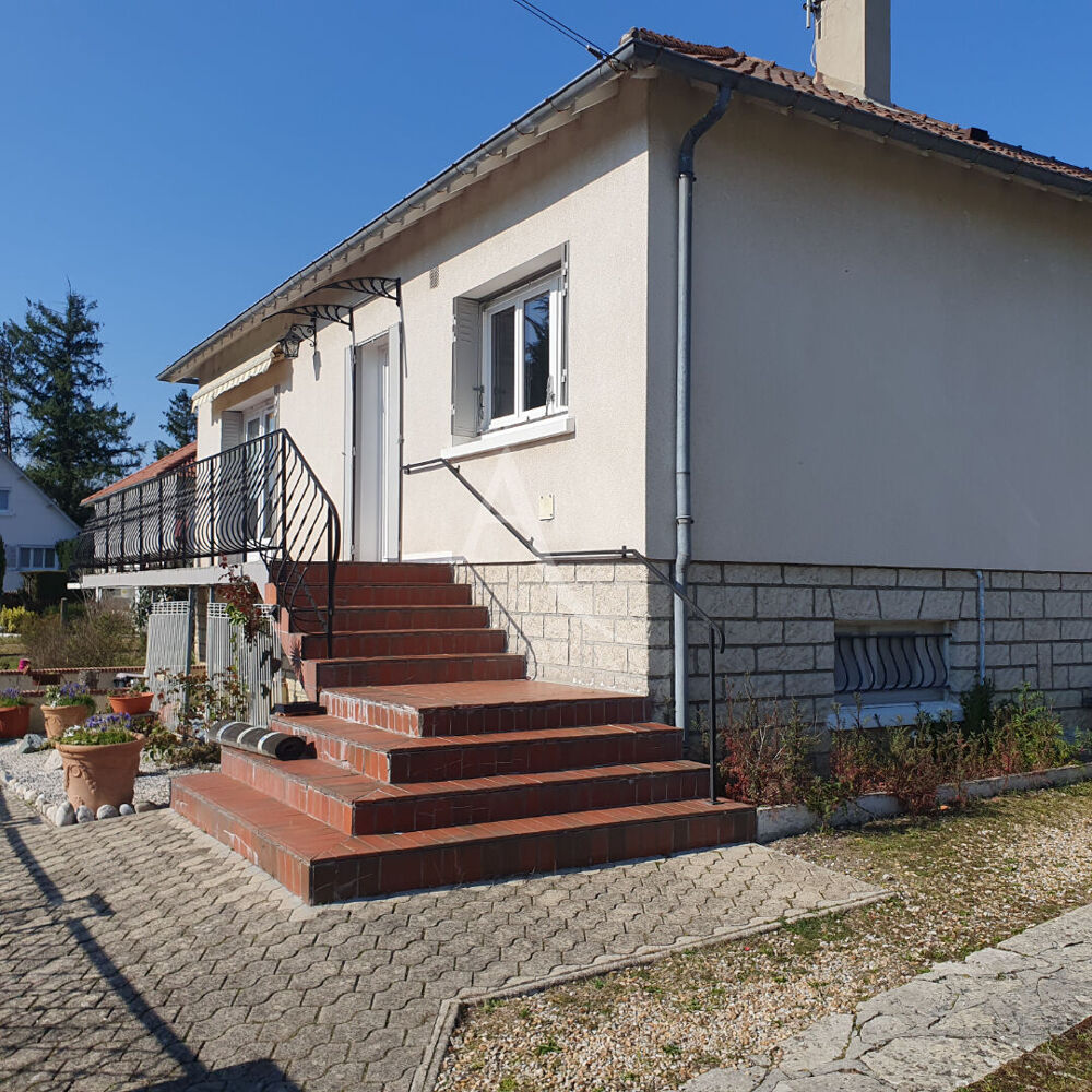 Maison 5 pièces 144 m² · à Nouan le Fuzelier · 144 m² · 155 150 €