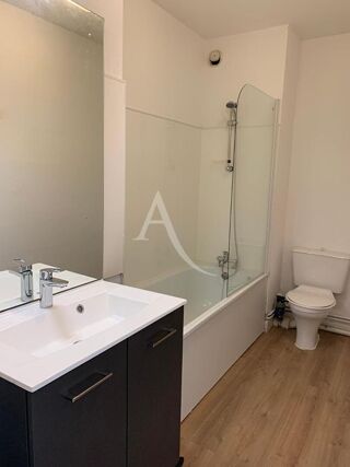  Appartement  louer 1 pice 33 m