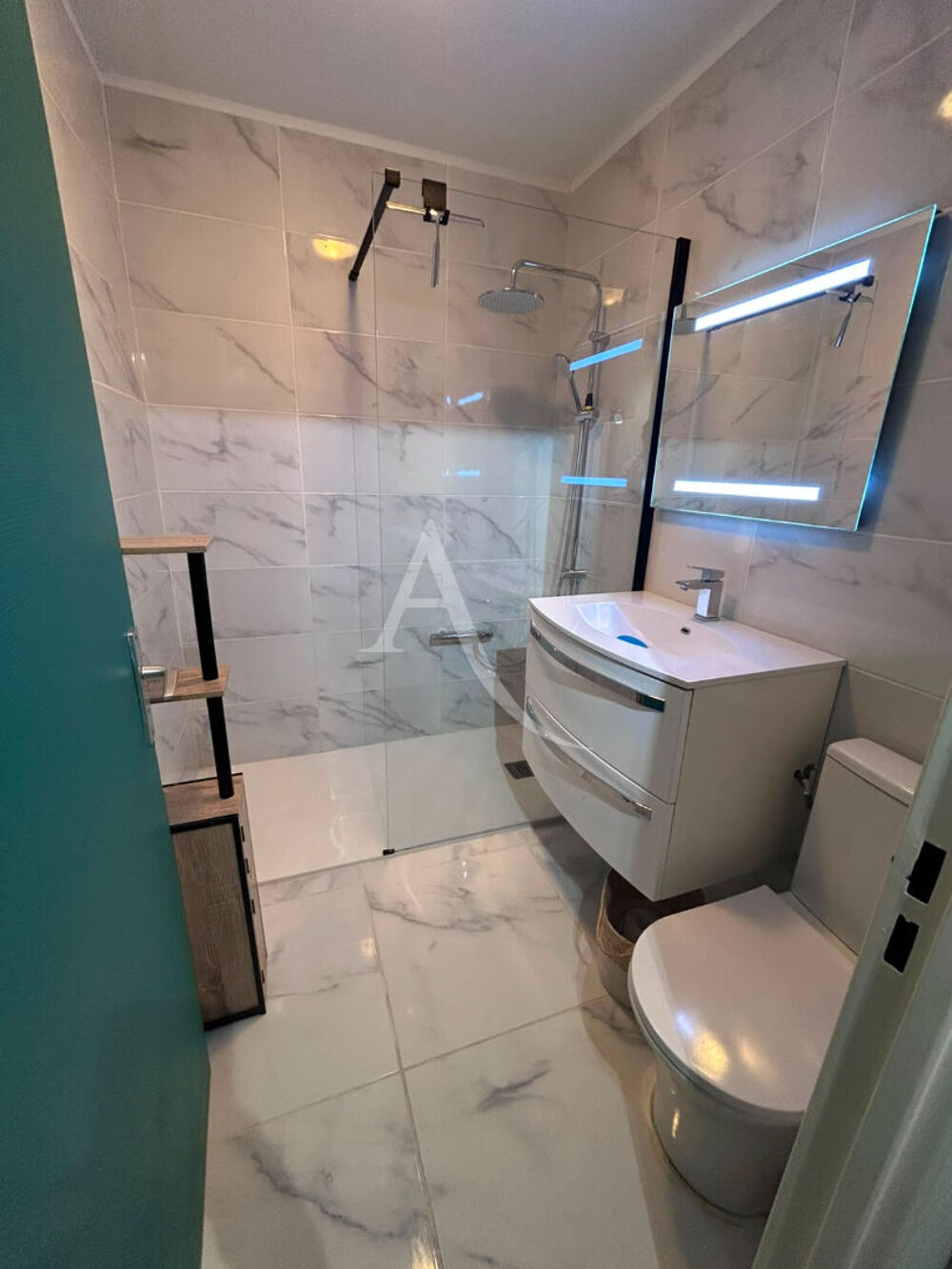 Location Appartement COUP DE COEUR ! Beau studio  meublé  ! Mandelieu la napoule