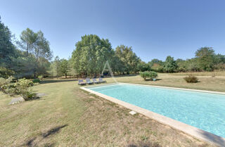  Maison � vendre 5 pi�ces 260 m�