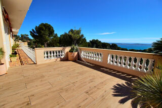  Appartement  vendre 6 pices 267 m Hyeres