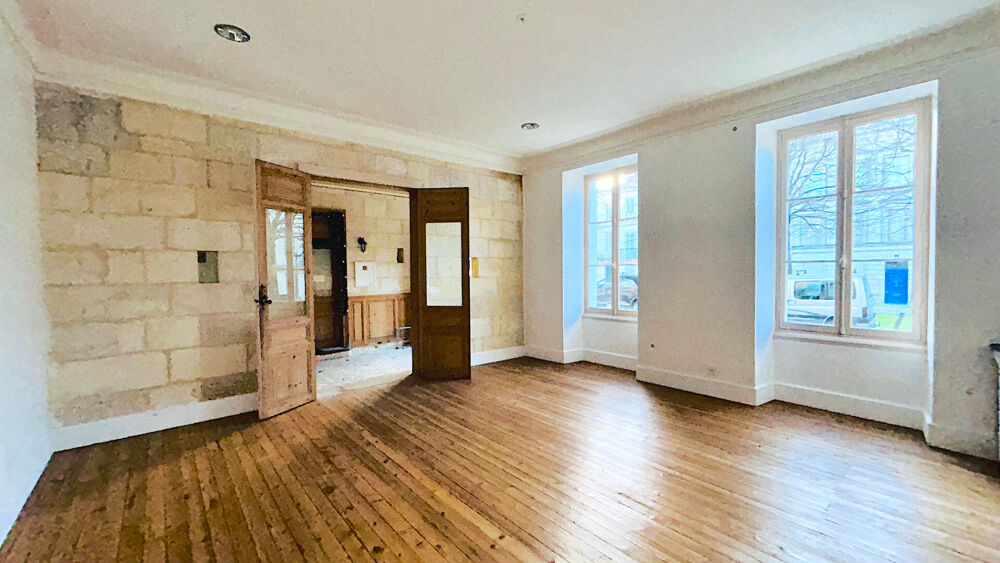 A VENDRE APPARTEMENT DE STANDING DE 64 M2 - JONZAC CENTRE