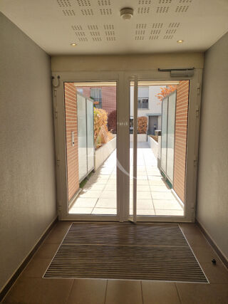  Appartement à louer 2 pièces 51 m²