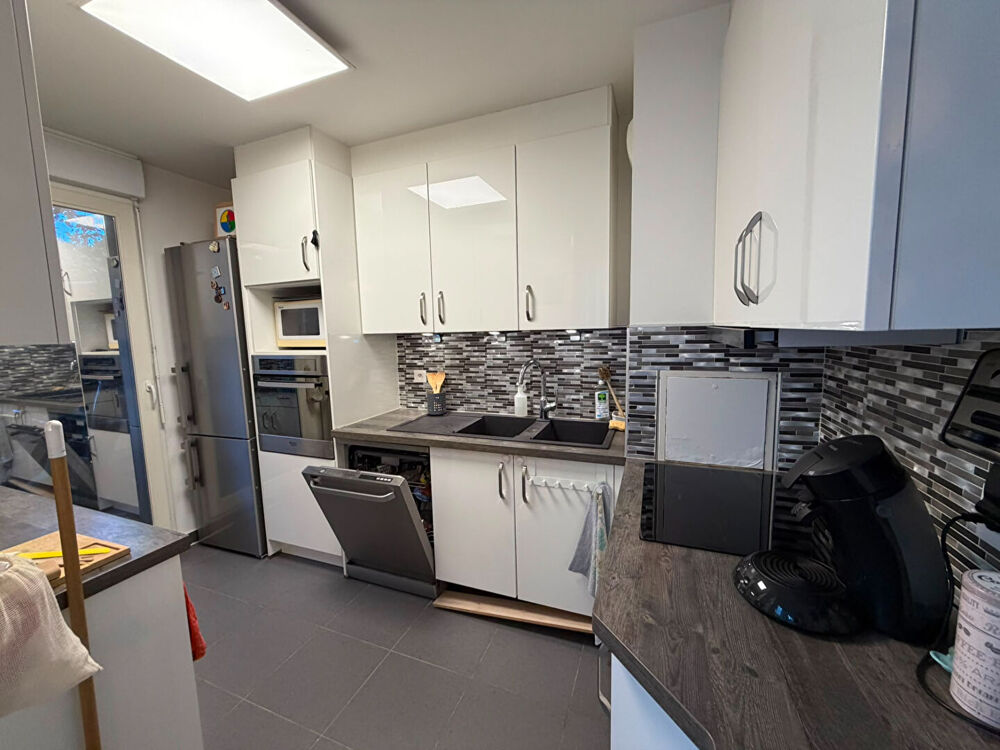 Appartement MEUBLE Cachan 3 pièce(s) 69.75 m2