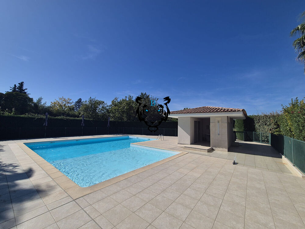 Vente Appartement FREJUS - 2 pièces -parking et cave Frejus