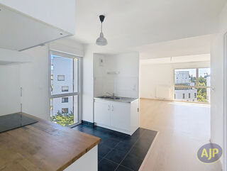 Appartement à vendre 4 pièces 82 m²