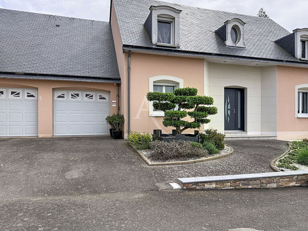 Maison Chateau Gontier Sur Mayenne 6 pièce(s) 180.90 m2